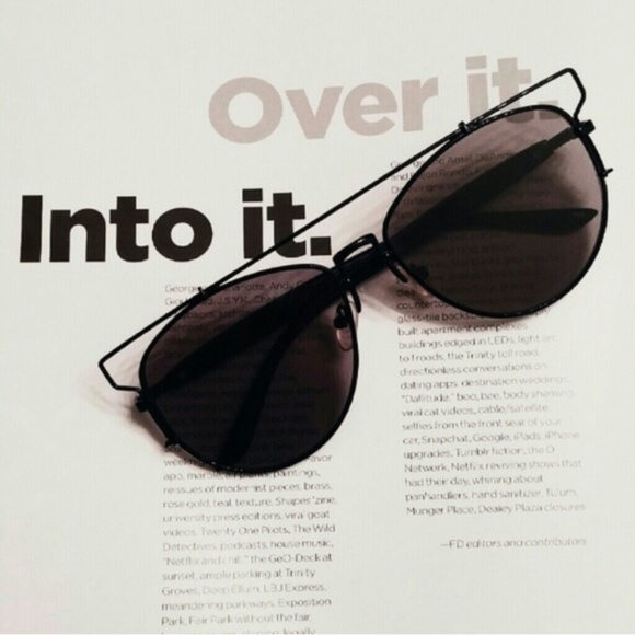 Accessories | Black on black oversized sunnies - Picture 5 of 5